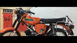 Xe máy Simson huyền thoại 31 năm tuổi giá 150 triệu đồng