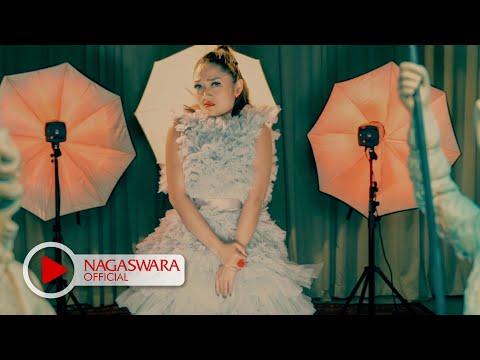 Siti Badriah - Pipi Mimi (Official Music Video NAGASWARA) #music. 
