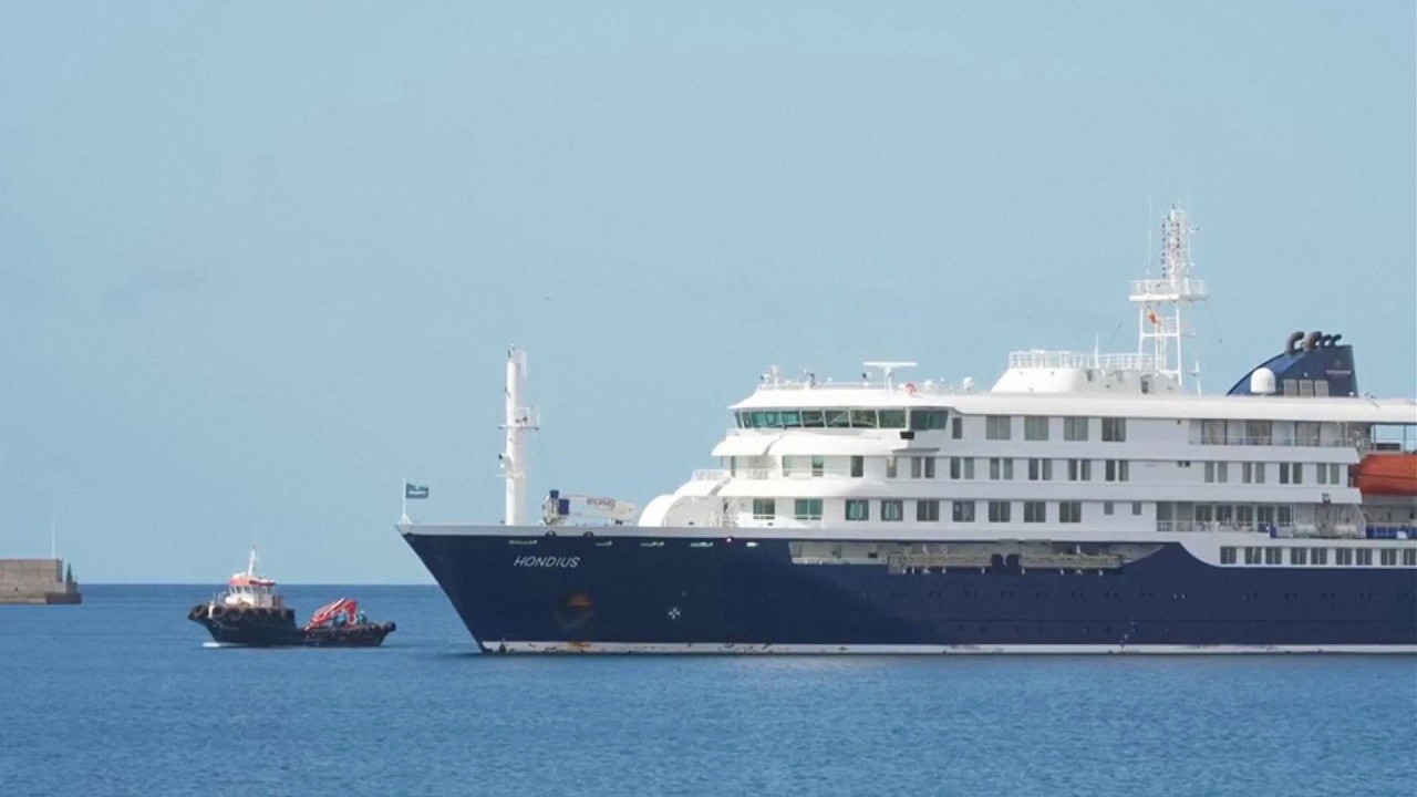 Americans Arrive In Nebraska For Quarantine After Leaving Hantavirus Cruise