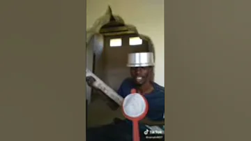اعشقك لو ريحتك ريحة غنم 