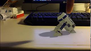 R2D2 on the table