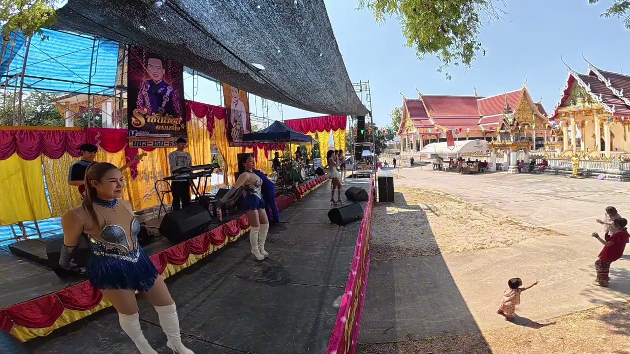 ลำเดินสามช่า ม่วนๆ 🎤น้ำอ้อย สุดาพร สายรักษ์ 💃🔊