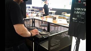 La Roux - Bulletproof at the Gateway Cafe Dordon | Party Animal DJ | PRS Licensed DJ