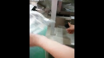 adjust the cutting position on flow pack machine