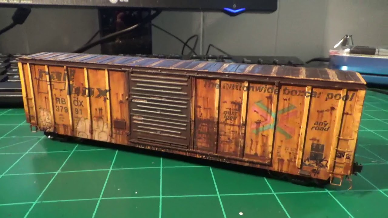 The Railbox! LOST SECTION. HO Boxcar Weathering Series. YouTube