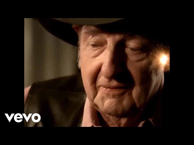 Slim Dusty - Looking Forward Looking Back (Extended Video) class=