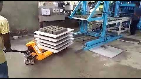 Automatic paver block and fly ash brick making machine manufacturers