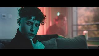 Pxrselow feat. Devogvng - Tous les soirs (Clip officiel)