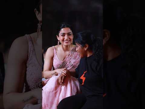 Heroine Rashmika Suprise Kiss to Girl Fan 😘 ❤️🫶 #rashmikamandanna #rashmika #shorts #trending #kiss