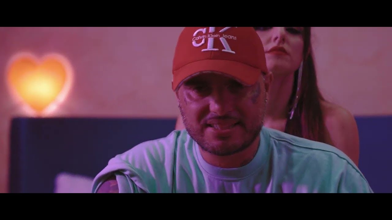 Doppia B feat Lino Tozzi - Un po' donna un po'...  (Official video)