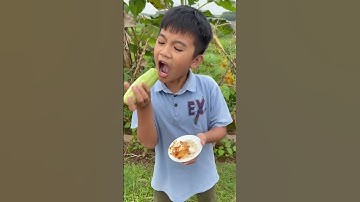 Cậu bé ăn dưa chuột đáng thương bị hiểu nhầm #shorts