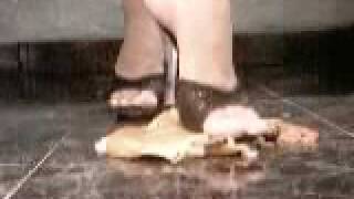 High Heel Crush Burger High Heel Crush Burger