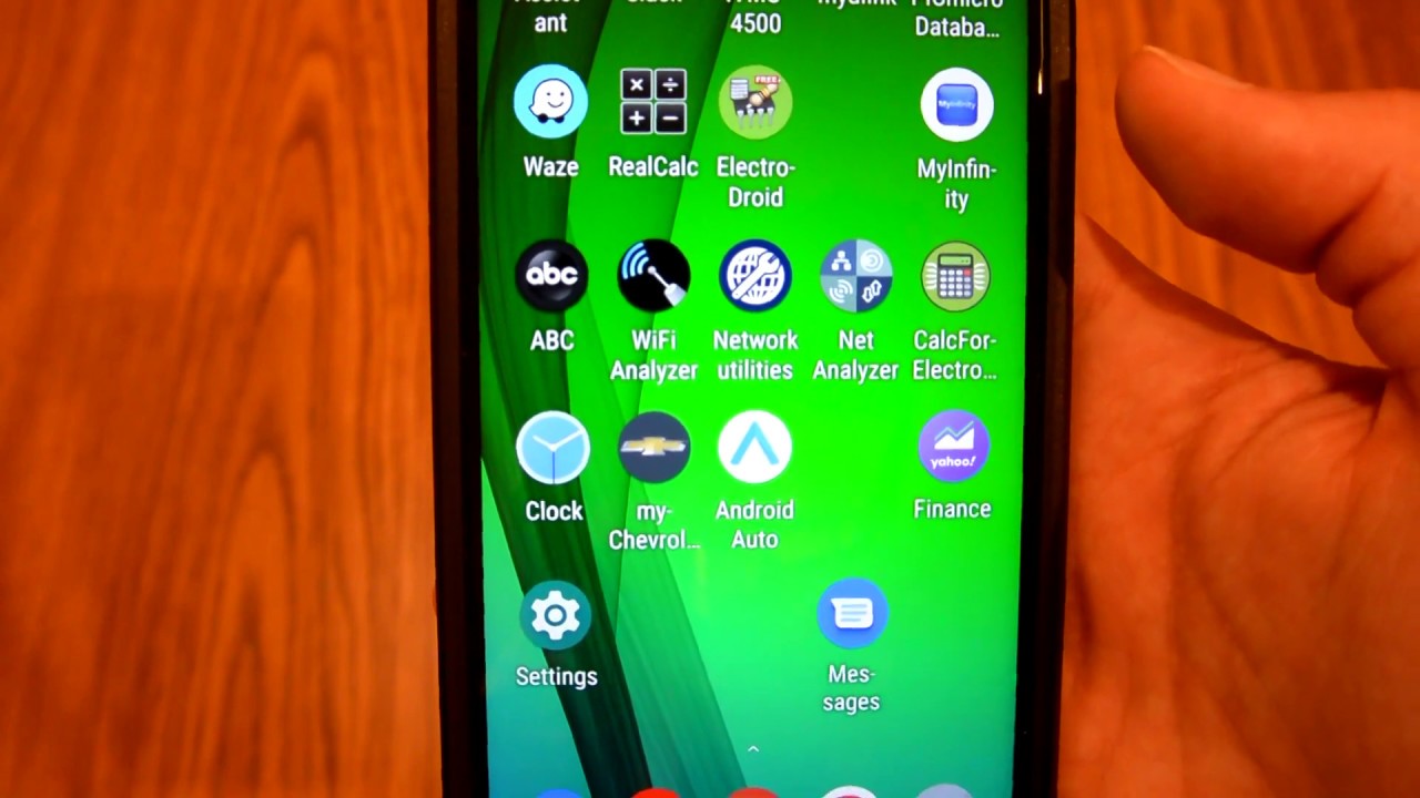 How To Change The Font Size On The Motorola Moto G7