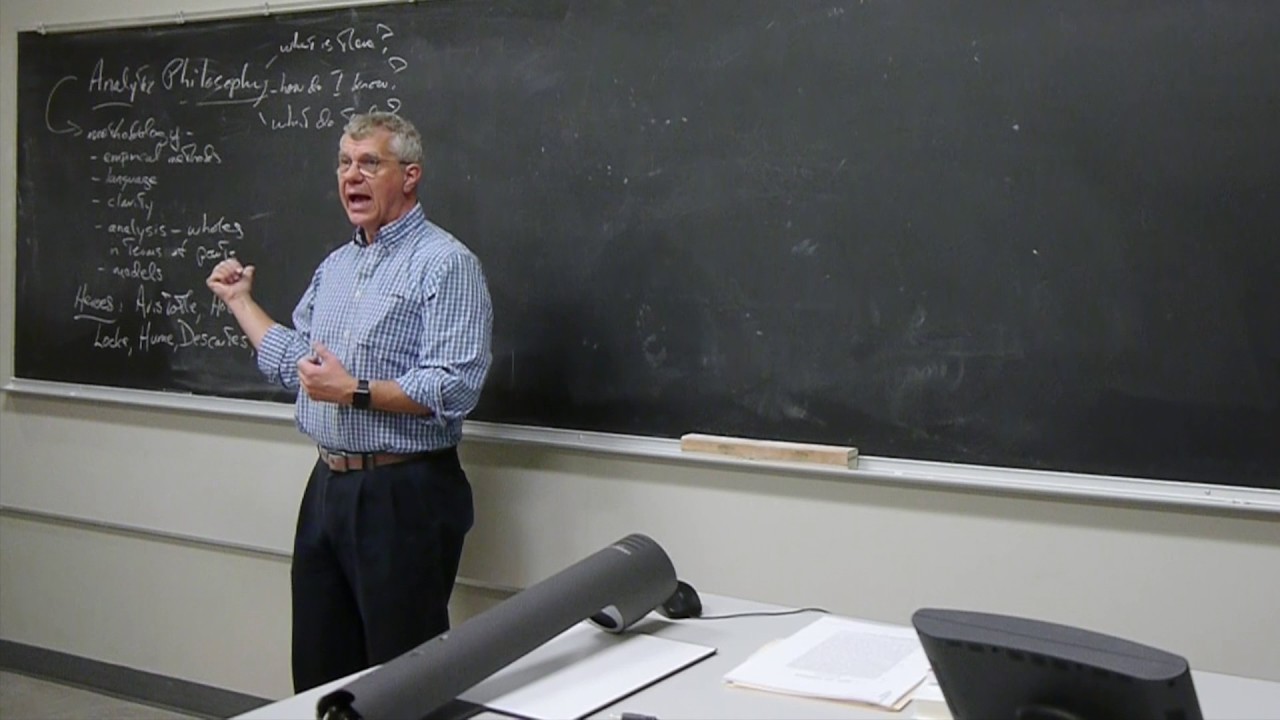Analytic Philosophy: Frege on Sense and Reference