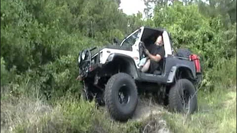 SUZUKI SAMURAI ON GRASS COVERD HILL'S  new april 2014