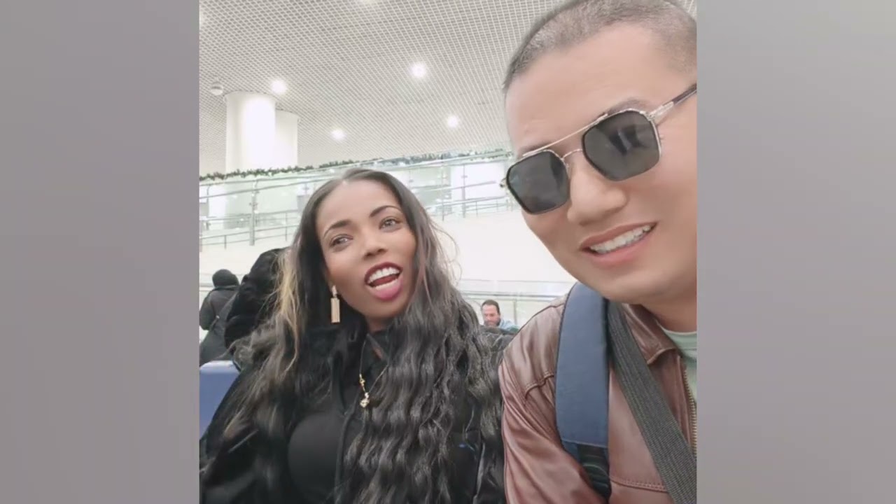 Mulu is very down-to-earth, Brother doll has no money, her own money to buy a plane ticket to China.