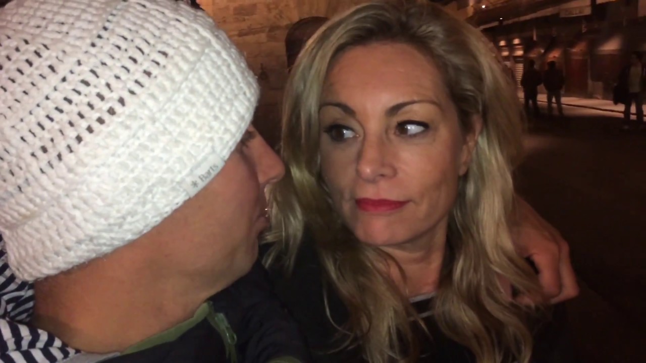 Vlog 2.11 Sexy pirate on board and watching the Crooked tower of Pisa in Italy 😁