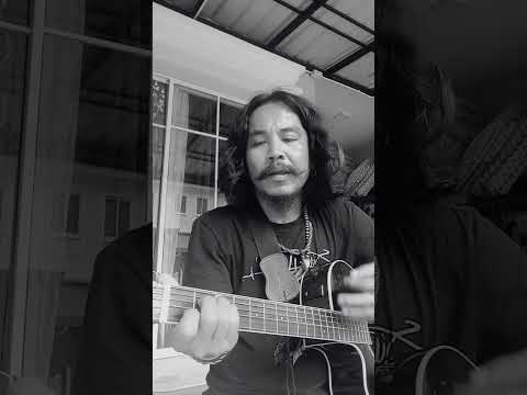 เพลงอดใจไว้รอ....เดย์ บางทราย