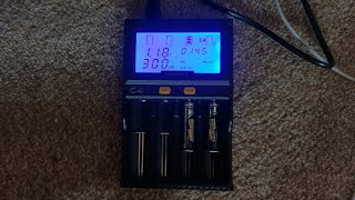 MiBoxer C4 Battery Charger (AA, AAA, 18650 etc) Review & Battery Testing
