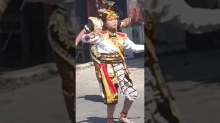 Kereen Joget Dj Sakera Gusdur Di Karnaval Desa Darungan Kademangan  dancerkarnavalndj2025