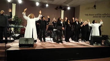 Nobody Like You Lord (ASL) - UnityOne Multicultural Worship - Taasia Abdullah & HWHAE