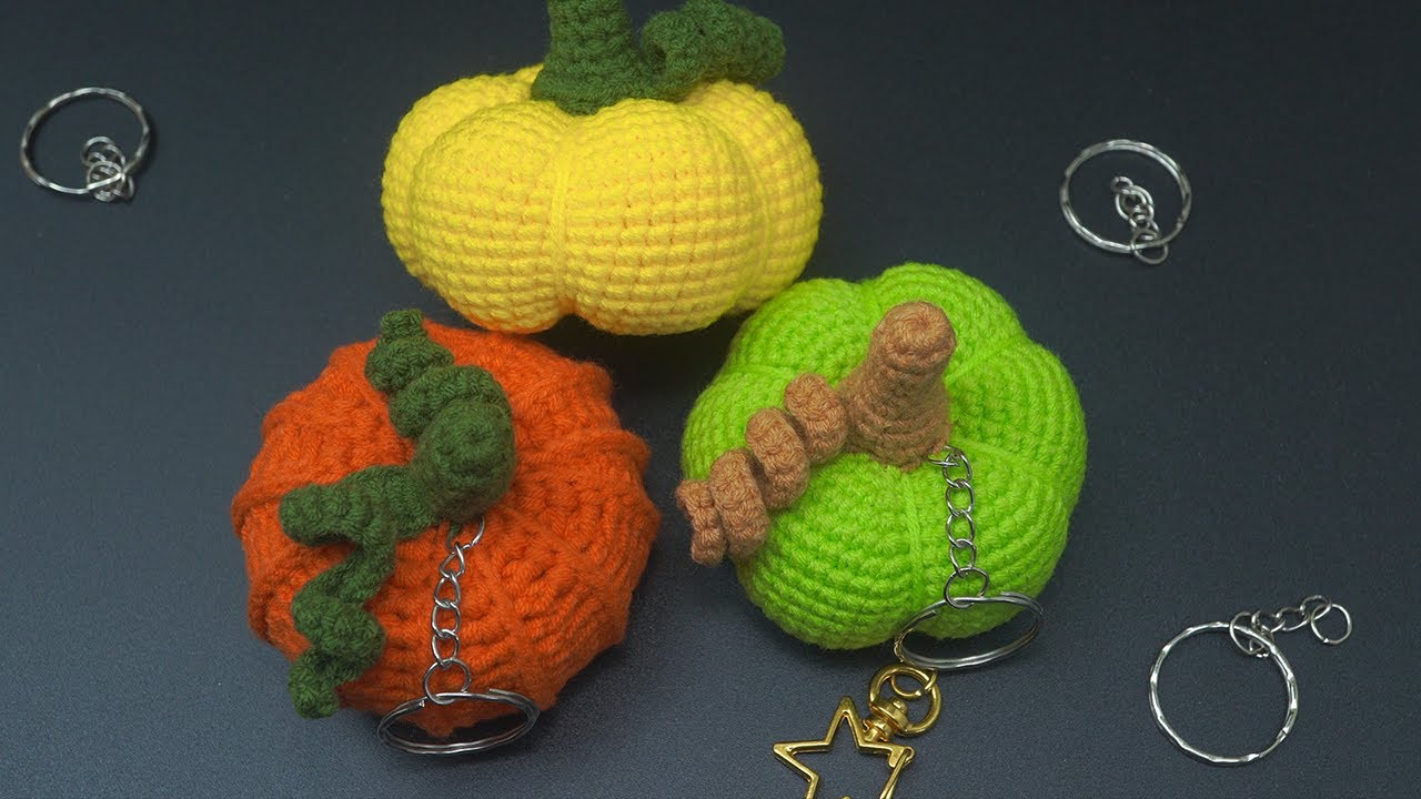Very Easy Crochet Pumpkin Keychain Tutorial