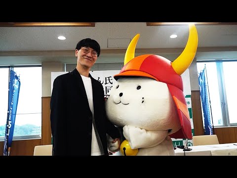 やっと会えたね、ひこにゃん！原作者と初対面、お約束も
