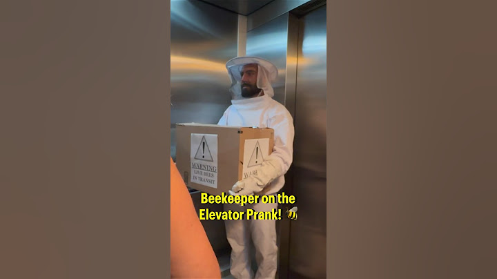 Beekeeper on the Elevator Prank! 🐝😂 #funny #shorts #prank
