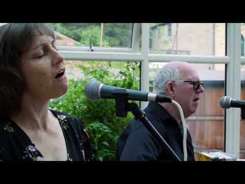 Clive Gregson & Liz Simcock: "In The End"