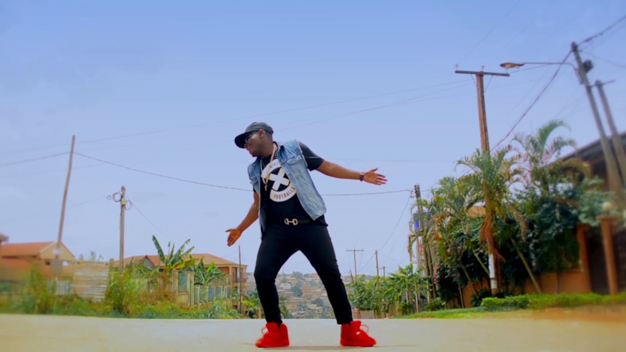 Mc Loic Je te ya mo Official STREET VideoDirected by WALTER ENOW