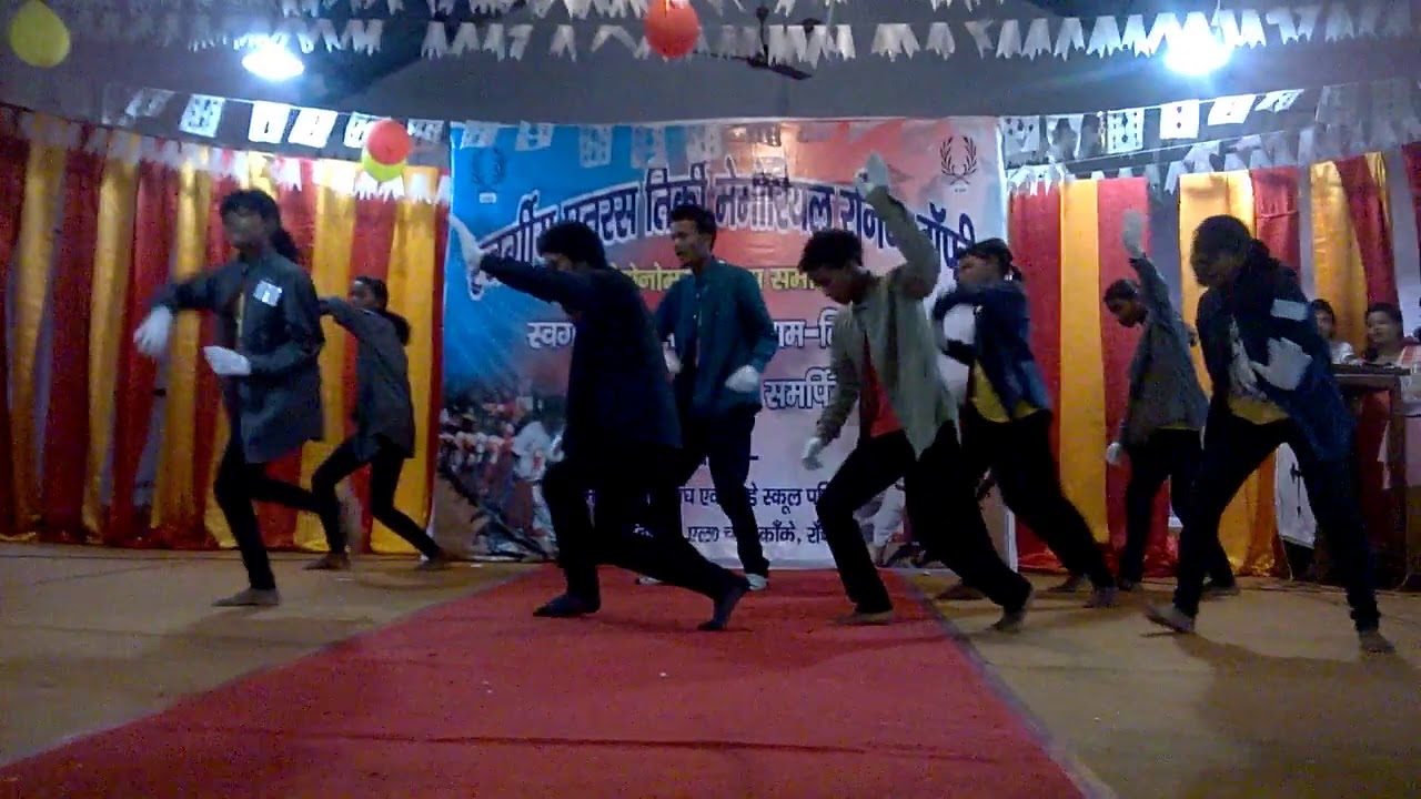 Kanke yuwa sang-meri zindagi ki har khushi dance.