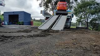 How to load an excavator onto a truck?#earthworks #excavator #machinery #digger #tasmania #landscape