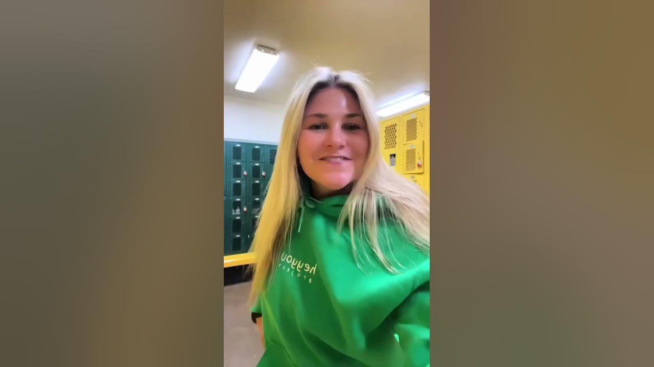 what-do-teachers-wear-on-a-friday-youtube