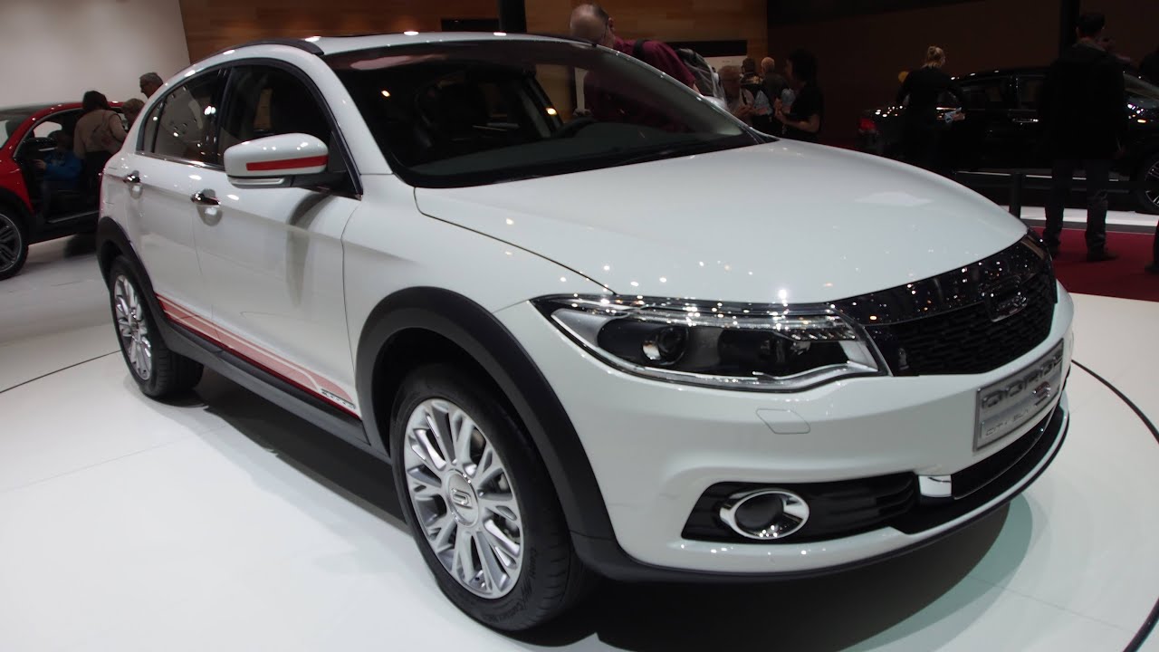 Qoros 3 City SUV -  Exterior and Interior Walkaround