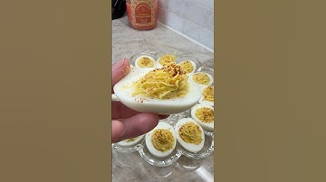 Thanksgiving Series Day 6: Deviled Eggs #recipes #thanksgivingrecipes #deviledeggs #sidedishes
