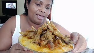 EATING CHICKEN FEET STEW POLENTA RICE BEANS SALAD PEPPER/MUKBANG