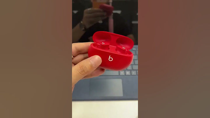 ASMR Earbuds Lid Closing #shorts #gadgets #viralvideo #tiktok #amazingtech #satisfying #asmr #calm