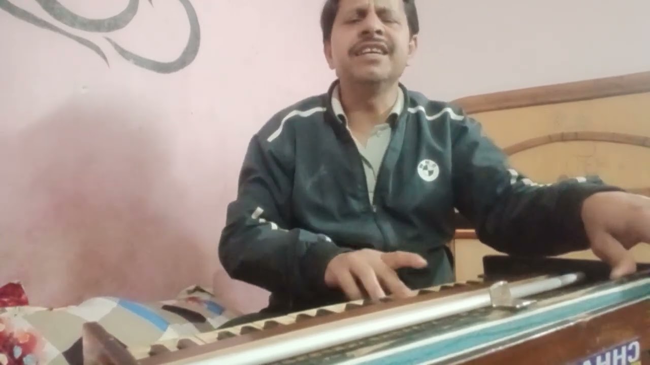 Ari o sokh kaliyo muskra dena o jab aye / अरी ओ सोख कलियों मुस्करा देना ओ जब आए 