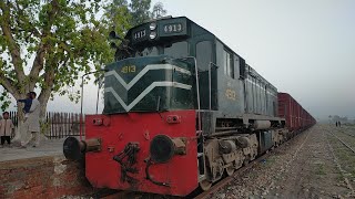 Dead and Failure Locomotive GMCU 15 4913||At Sanawan with Fertilizer Special Train