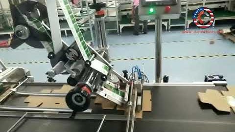 Automatic unfolded cardboard box carton flat labeling machine top label applicator line