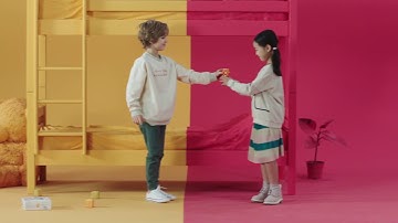 Robo Wunderkind: learn with robots, play with code