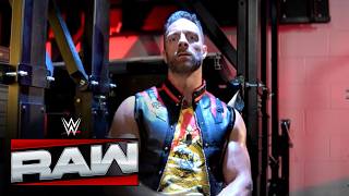 LA Knight to Roman Reigns: 