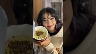 Fış Fış Merve Gurme Serisi 449. Bölüm | Samyang Hot Chicken Flavour Ramen Cup #shorts