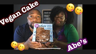 Keyz & T Try Abe's Cake | Vegan Cake