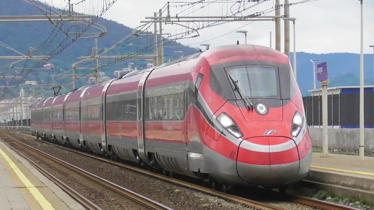 Treno merci deraglia a Firenze: Treni alta velocità e non solo deviati via Tirrenica Genova - Roma