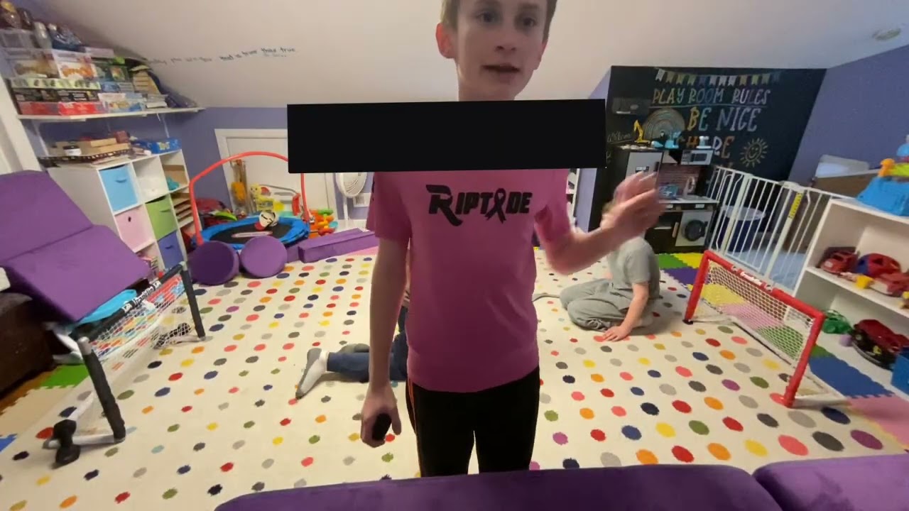 Knee hockey game #6 Davis VS Grant