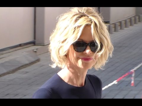 meg-ryan-@-paris-fashion-week-6-july-2015-show-schiaparelli