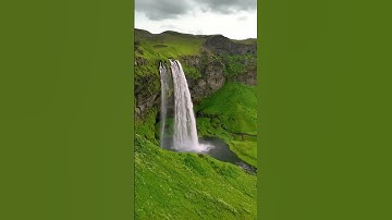ان الله وملائكته يصلون علي النبي .....سوره الأحزاب 56