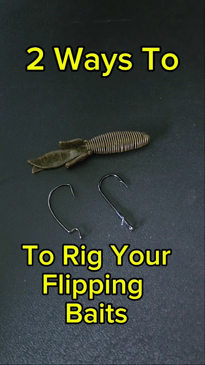 🎣 2 WAYS TO RIG YOUR SOFT PLASTIC FOR FLIPPING 🪝 #bassfishing #flipping #hooksfishing #howto