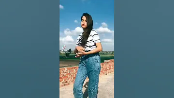 عصفورة بتنقل الكلام دي مش رجوله 